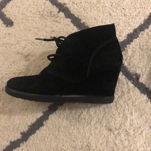 Black Sonoma wedges
